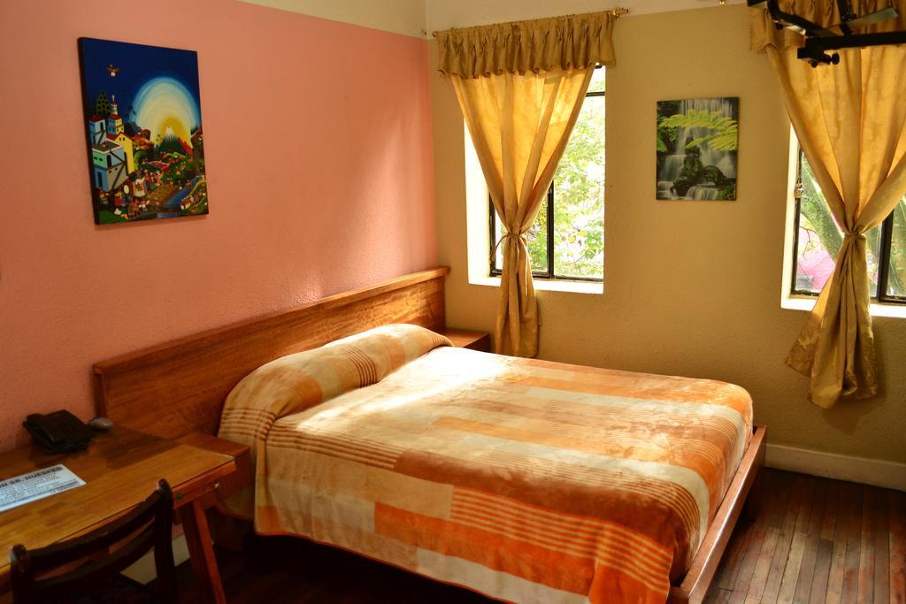 Hostal Loro Verde Κίτο Εξωτερικό φωτογραφία