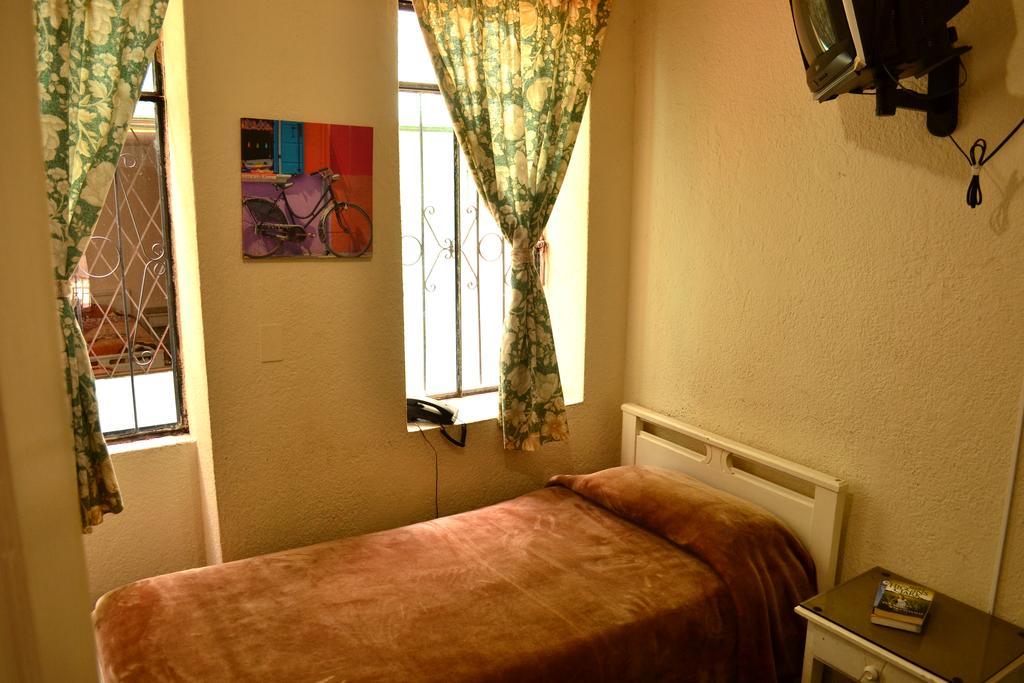 Hostal Loro Verde Κίτο Εξωτερικό φωτογραφία
